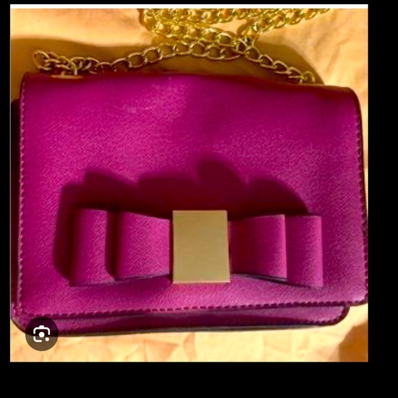 Merona like new small purple pocketbook - Picture 3 of 5